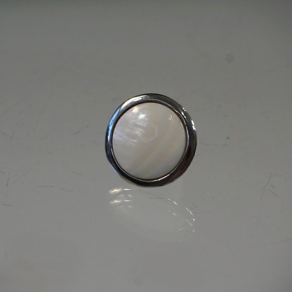 Statement Ring Button Style Size 8 Ring Silver To… - image 2